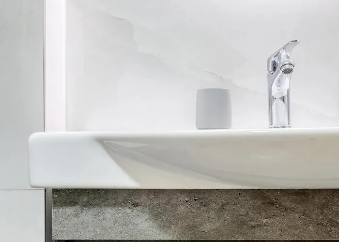 Thano's House 2 With Private Parking *