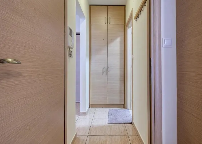 Apartamento Thano's House 2 With Private Parking