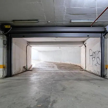 Thano's House 2 With Private Parking * 沃洛斯